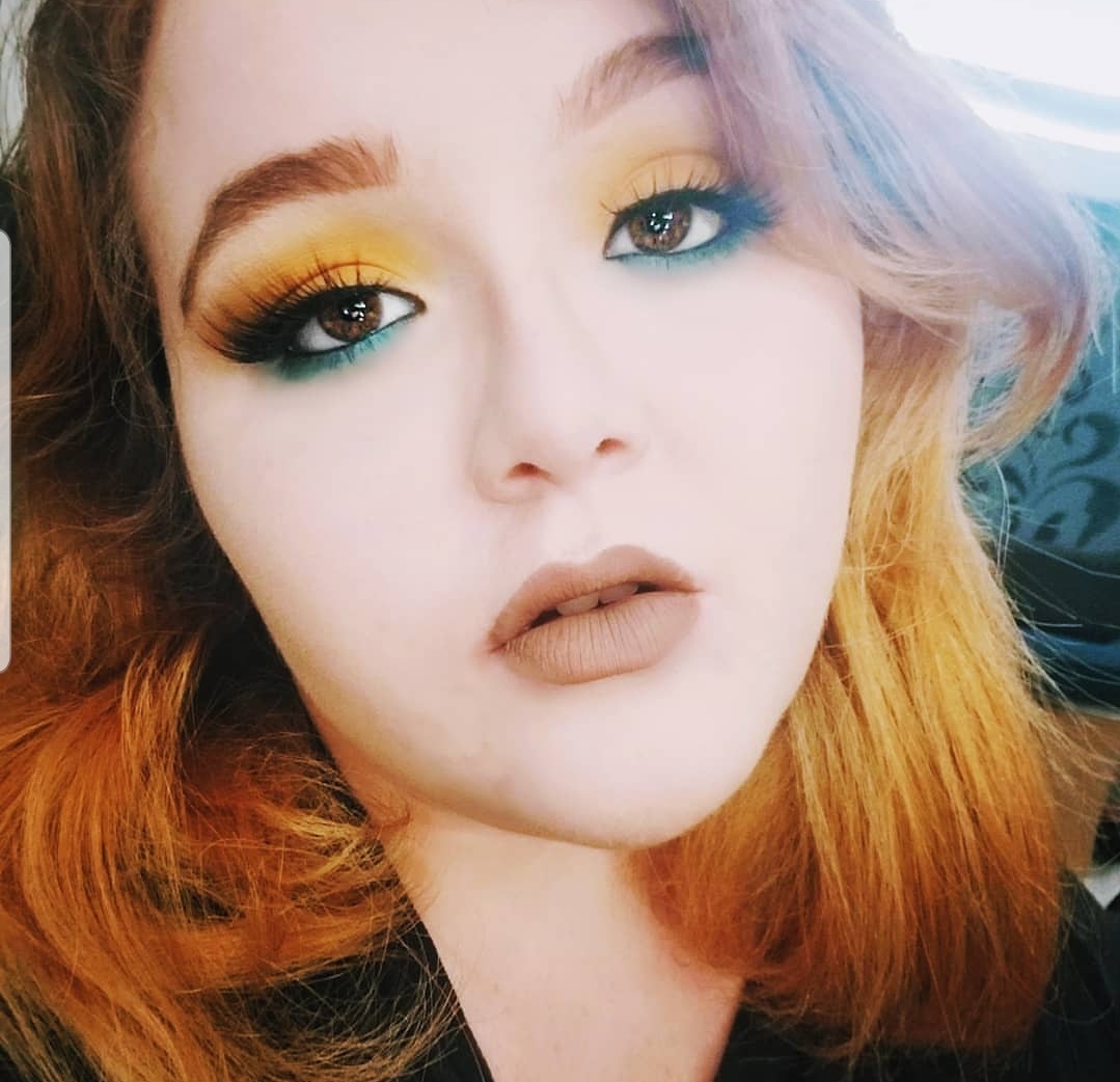 blue and yellow eyeshadow makeup look